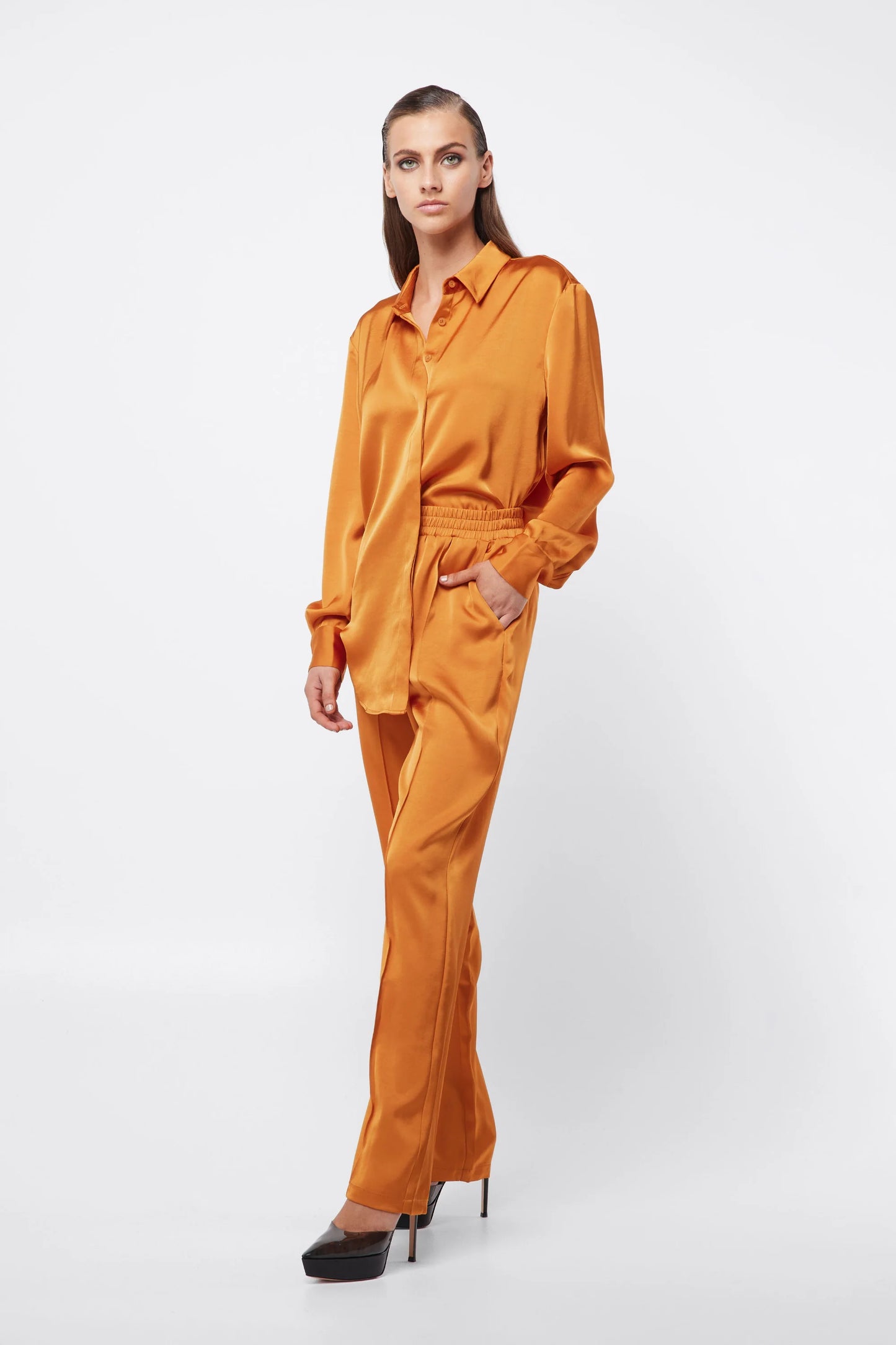 TURNING PAGES SHIRT ORANGE
